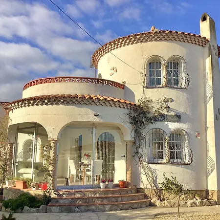 Antonia Con Piscina Privada Ac Y Wifi Tarragona